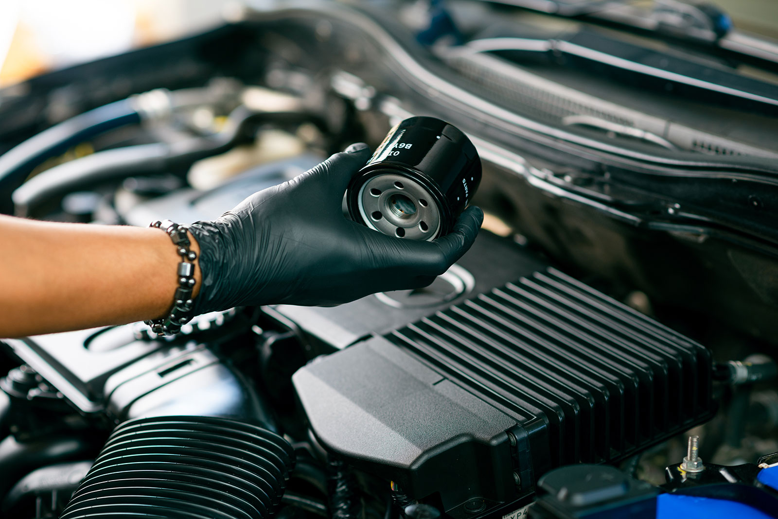 car maintenance tips for beginners, AMSOIL motor oil, LA
